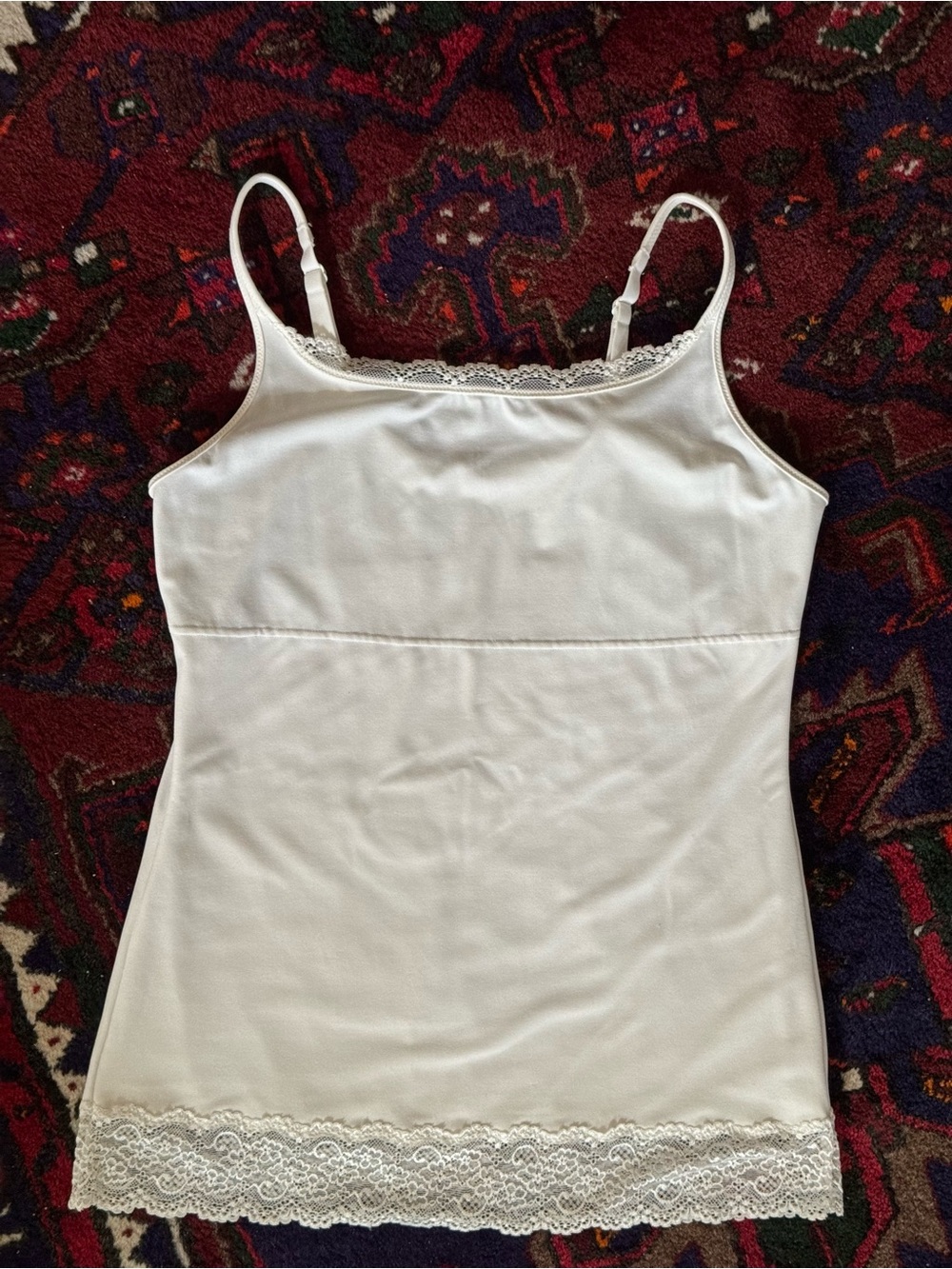 Maidenform White Shaping Lace-Trim Camisole